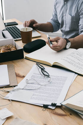 Surfing or Working? Focus, Distraction and the Blur in Between